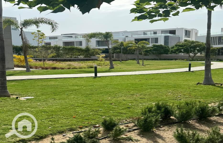 10 441951795_1679116709290854_4291201672806513782_n_1400x900. jpg