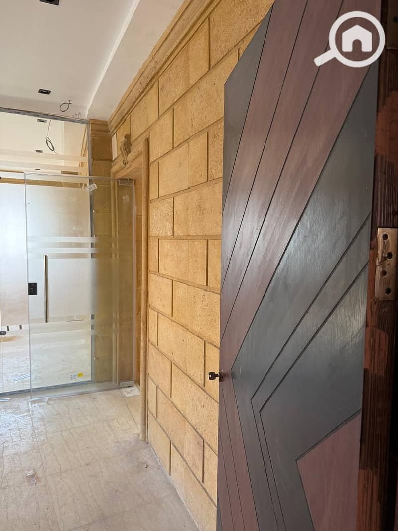 11 ed9875a7-eee2-4150-b90c-fc9e3ee0d8bc. jpeg