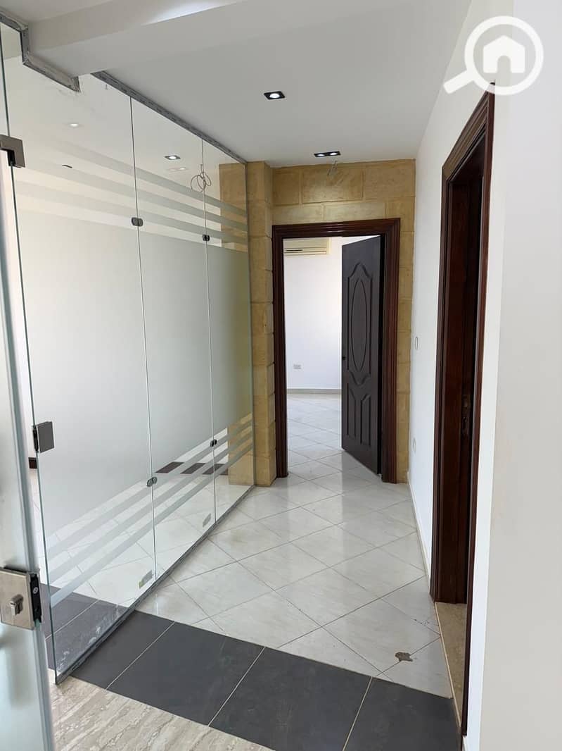 15 af9506f9-8287-42b3-bdd1-35933c017909. jpeg