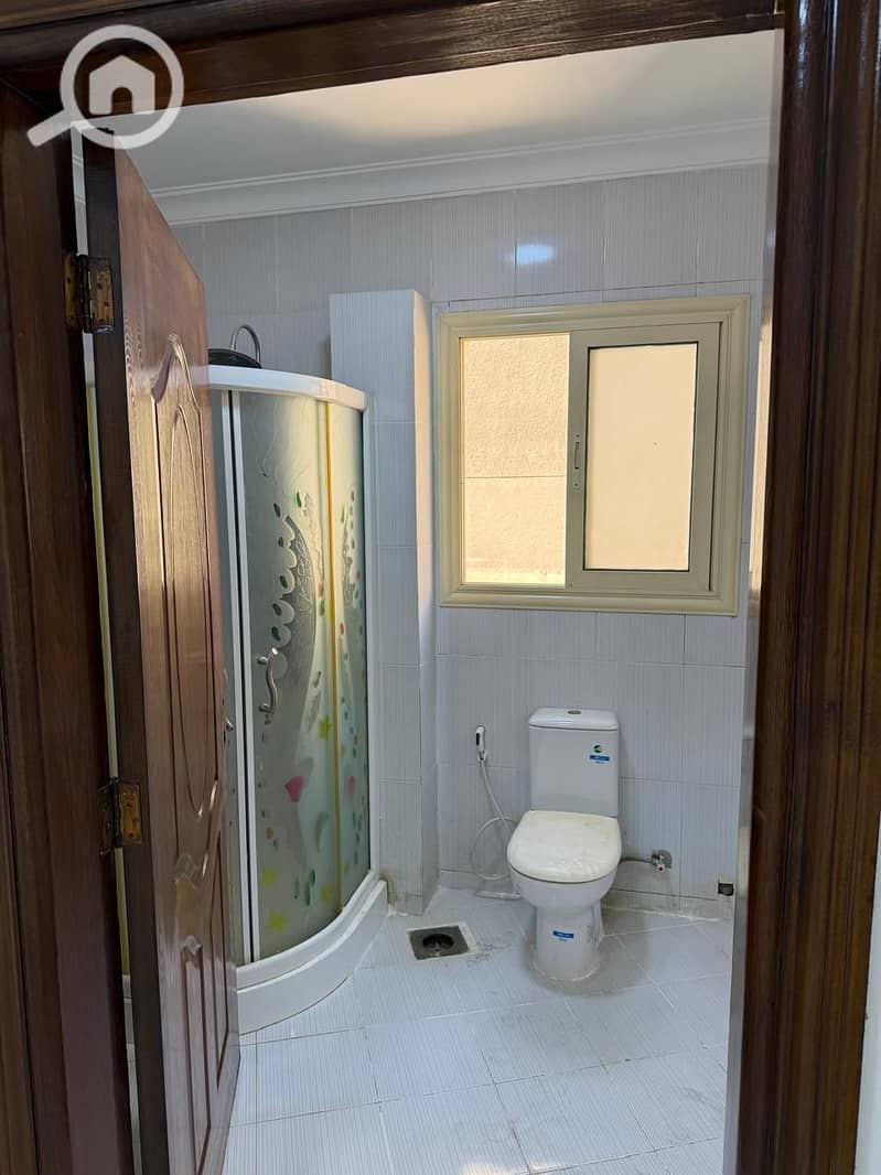 19 abaf2710-9ea3-419f-b47f-0e07e1e5ec42. jpeg