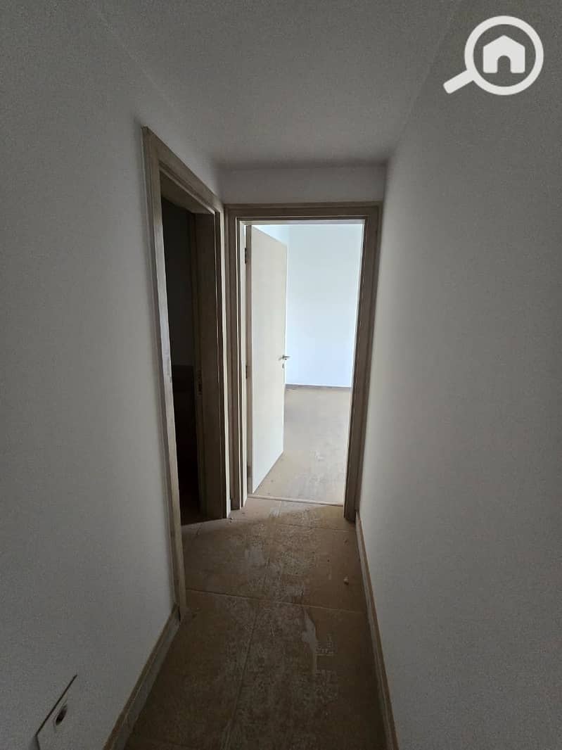 3 5a804a79-9d01-4bfd-914d-38242dd66cc4. jpeg