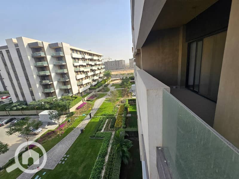 5 631d77c3-0d50-4bb6-b17b-6e9e78bfcb5d. jpeg