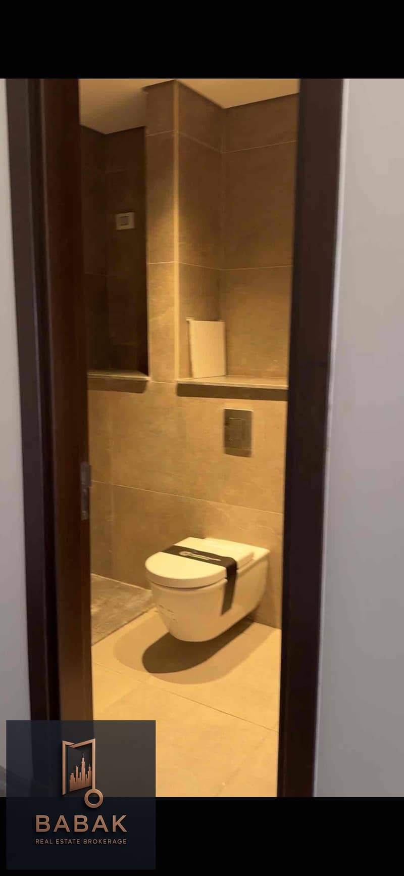 6 da813a5f-9067-4e62-aae3-5b8b31d06a80. jpg