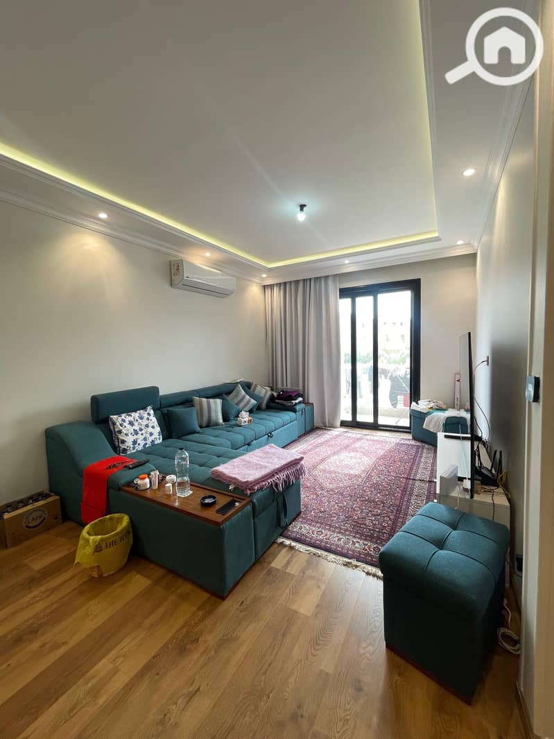 10 6bc6cac7-0ed0-4591-8071-7b56fa929a40. jpeg