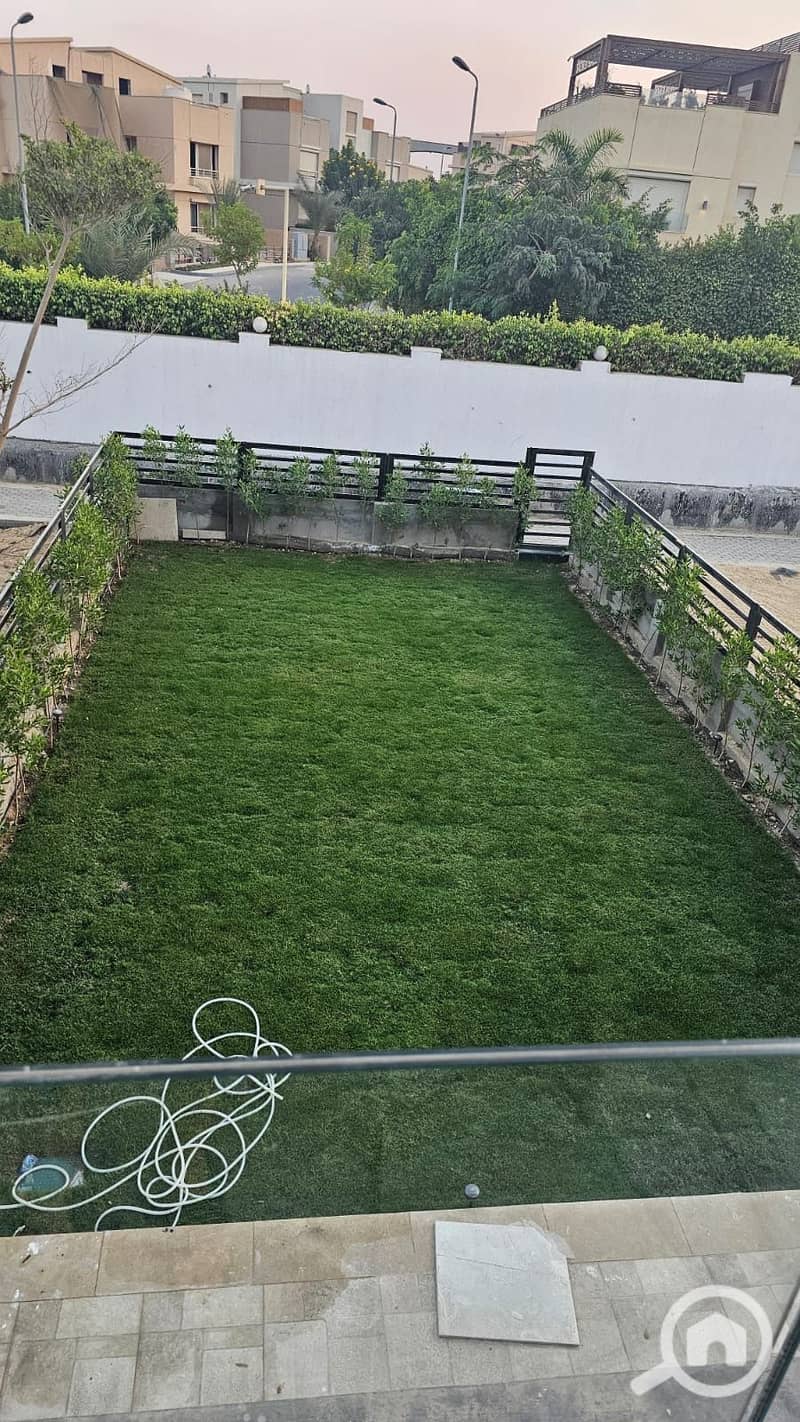 13 745f2b41-fdc6-4a3d-b34c-0bbb1f0e127d. jpeg