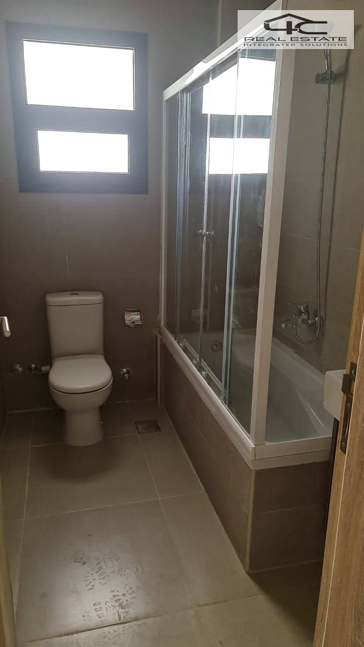 10 WhatsApp Image 2025-11-12 at 16.54. 02. jpeg