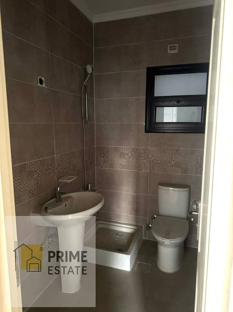 12 WhatsApp Image 2026-01-18 at 2.52. 12 PM (1). jpeg