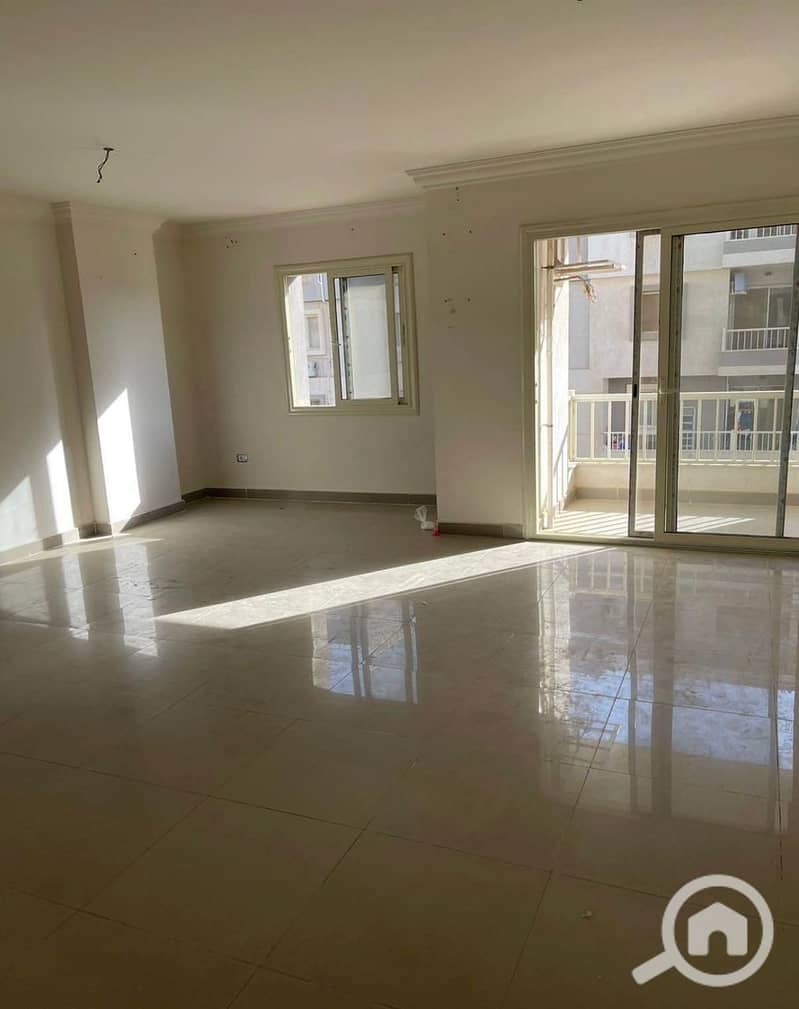 4 2c1f8f8a-f6a7-4cf4-86b6-0db2d1c080bc. jpg