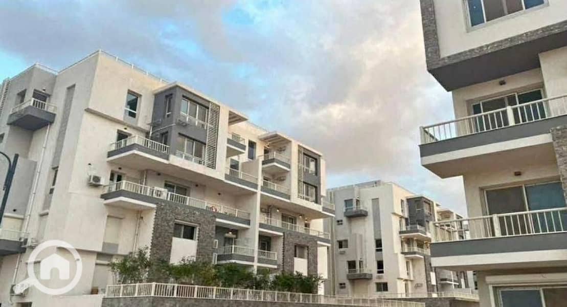 8 cdbb6d77-9be8-4360-85a1-41c30d1ec527. jpg