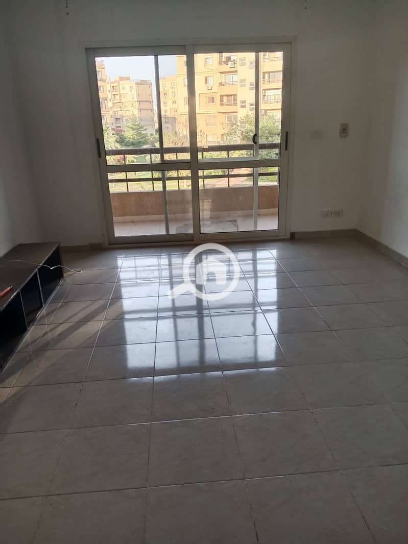 2 f78205f7-c711-43b2-bed2-e18ba805414c. jpg