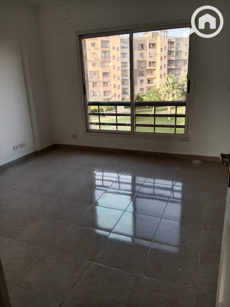 3 a94e18d7-071c-41ab-bc40-7d3841791a4f. jpg