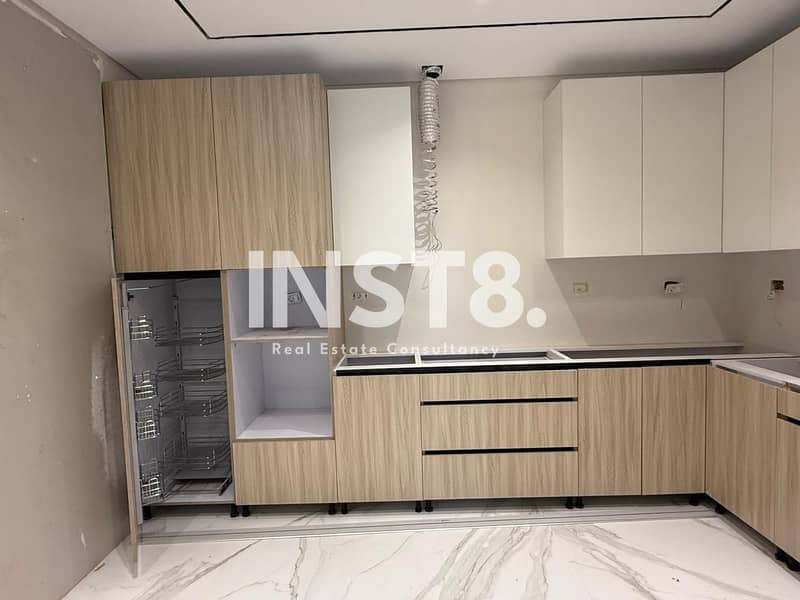 5 692877349cd9e_WhatsApp-Image-2025-11-27-at-19.01. 11_825128d5. jpg