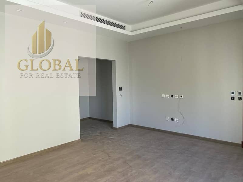 21 d61ea0bd-9494-4796-9412-80ce462a7729. jpg