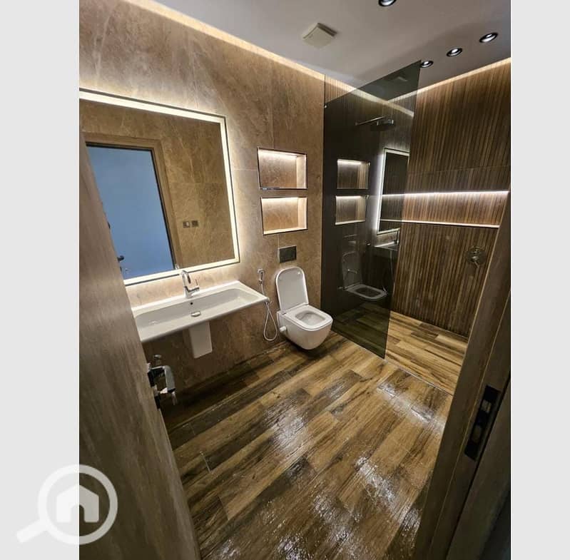 9 804454f2-0360-48cd-afde-2e03572b8564. jpeg