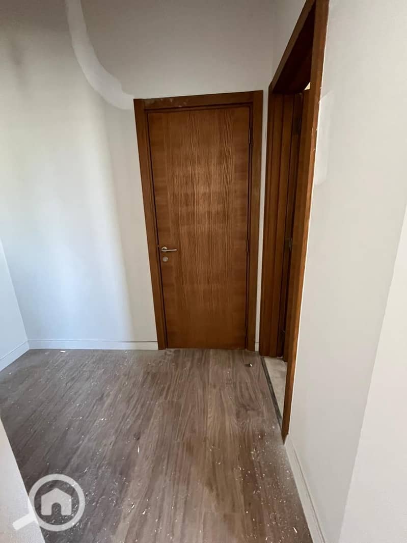 6 WhatsApp Image 2026-01-07 at 14.57. 31. jpeg