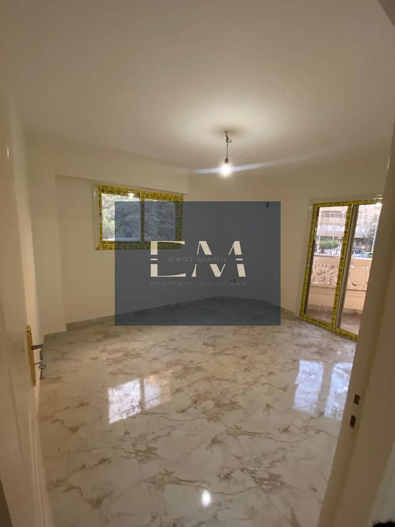 8 acc14628-5be6-4afe-bead-0a5cf9d4efe0. jpg