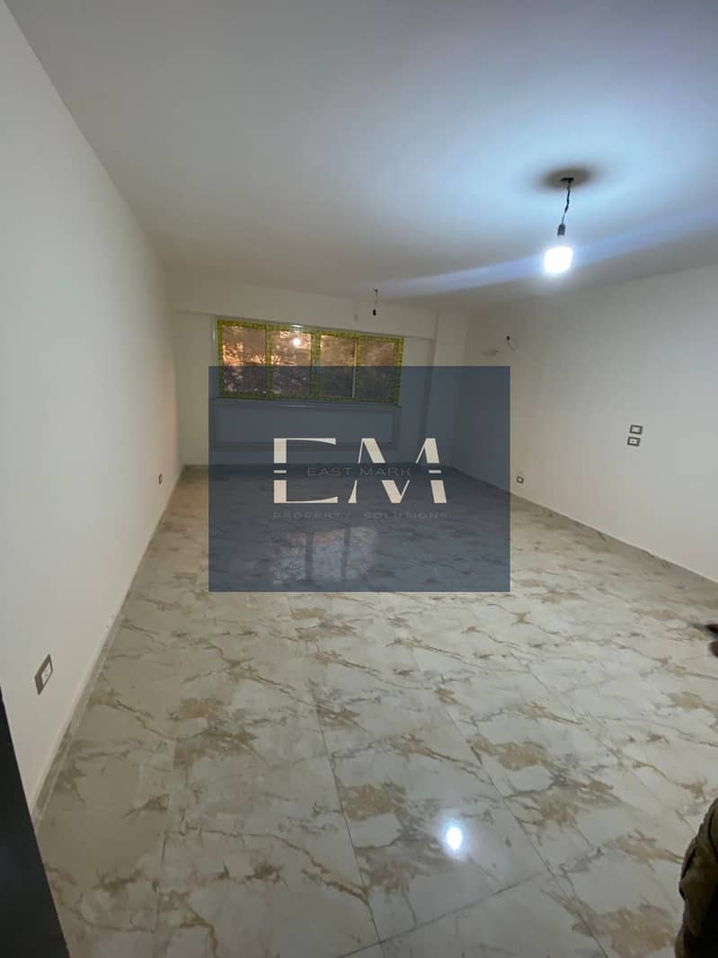 13 f49045da-21a5-44b2-bff7-78b25c9a3b82. jpg