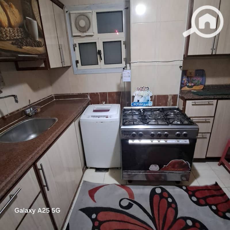 10 dfa5c165-1b96-4af1-bbba-09ccb75e23a7. jpg