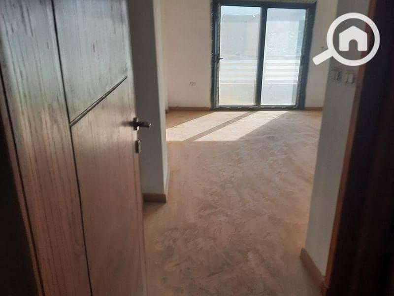 4 WhatsApp Image 2024-11-20 at 13.50. 33_f0f6c83c. jpg