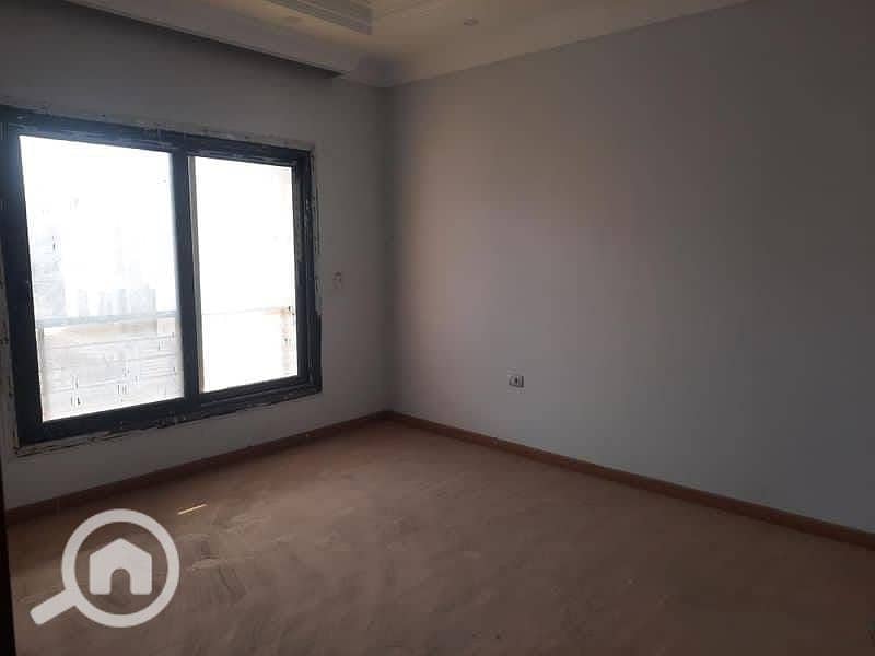 11 WhatsApp Image 2024-11-20 at 13.50. 37_e9254b6f. jpg