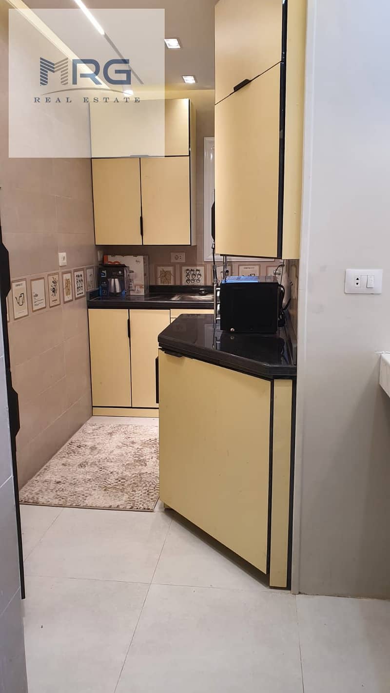 10 WhatsApp Image 2025-12-27 at 10.35. 39 PM. jpeg