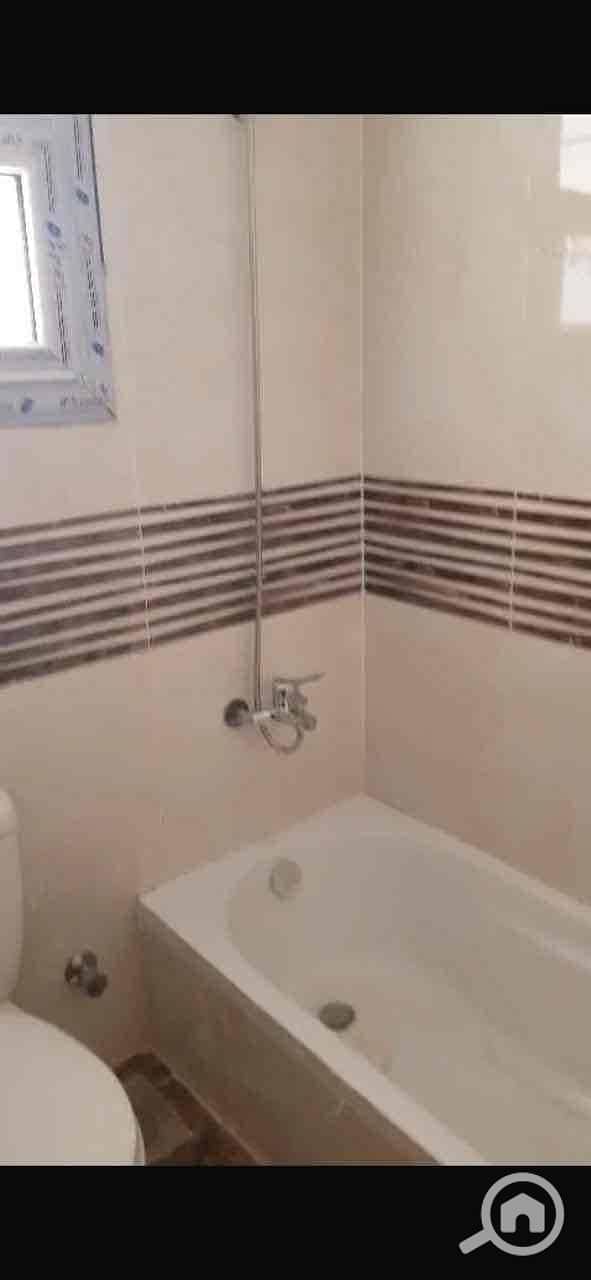 8 7baae33c-a31c-4a71-8f36-1fa18b044617. jpg