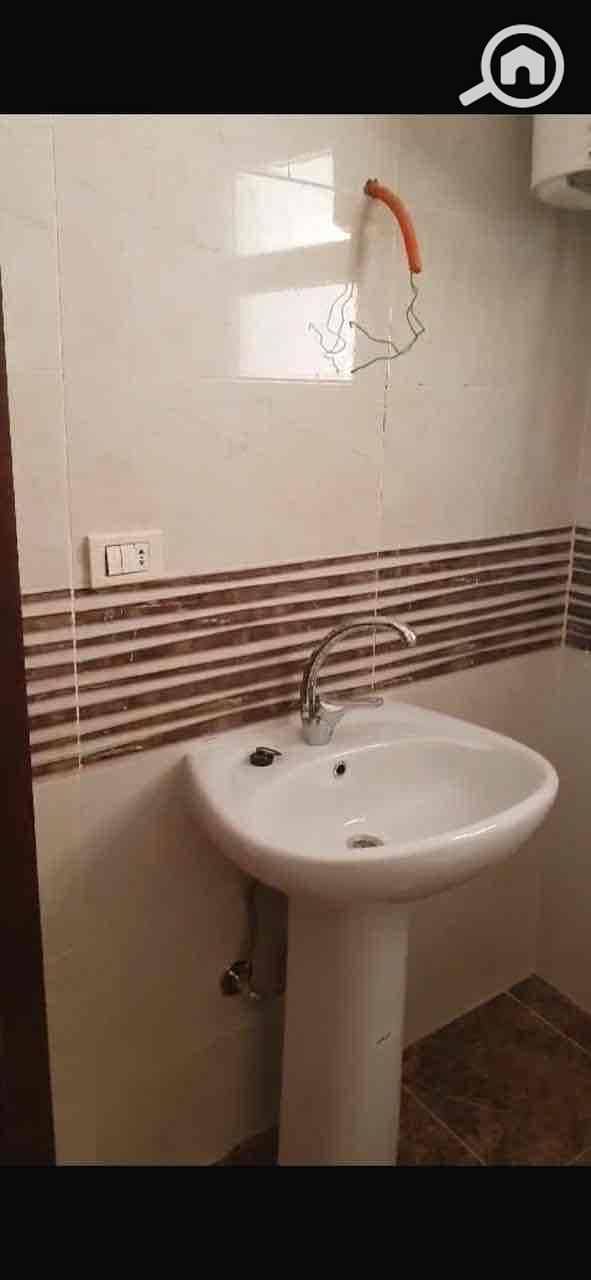 9 20179822-90c5-4537-a920-ac1923a1576b. jpg