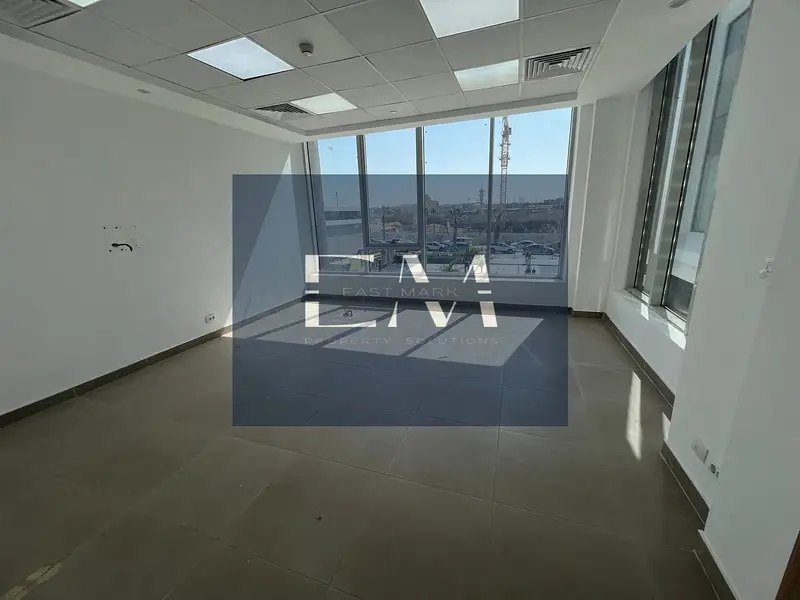Clinic overlooking plaza in agora Commercial Complex (prime location) - Veduta 4