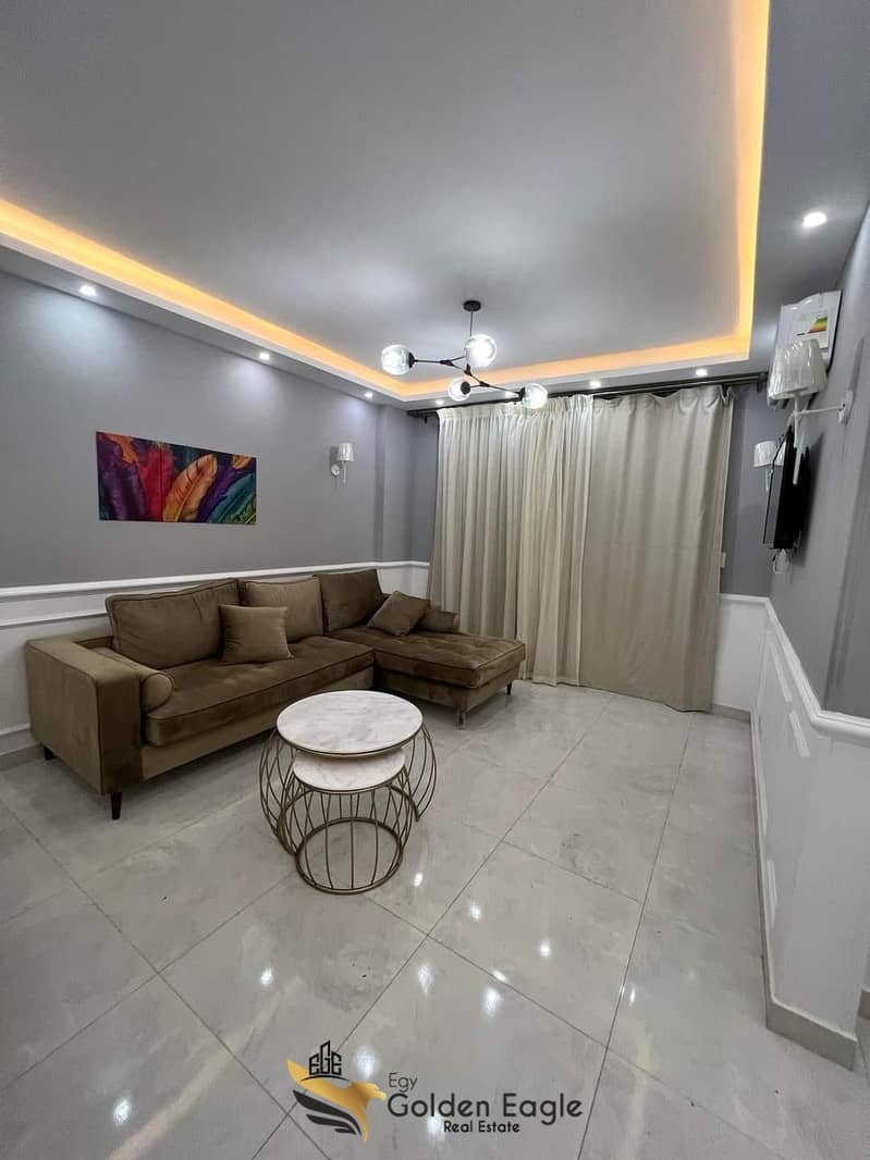 4 f1e102f2-7e5d-4ebe-ba97-287435e0d564. jpeg