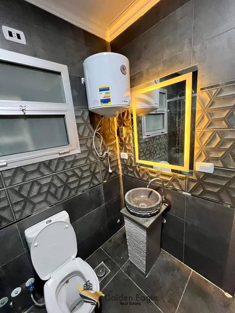 11 49caa69d-51e2-43a0-b31d-b43d786e669e. jpeg