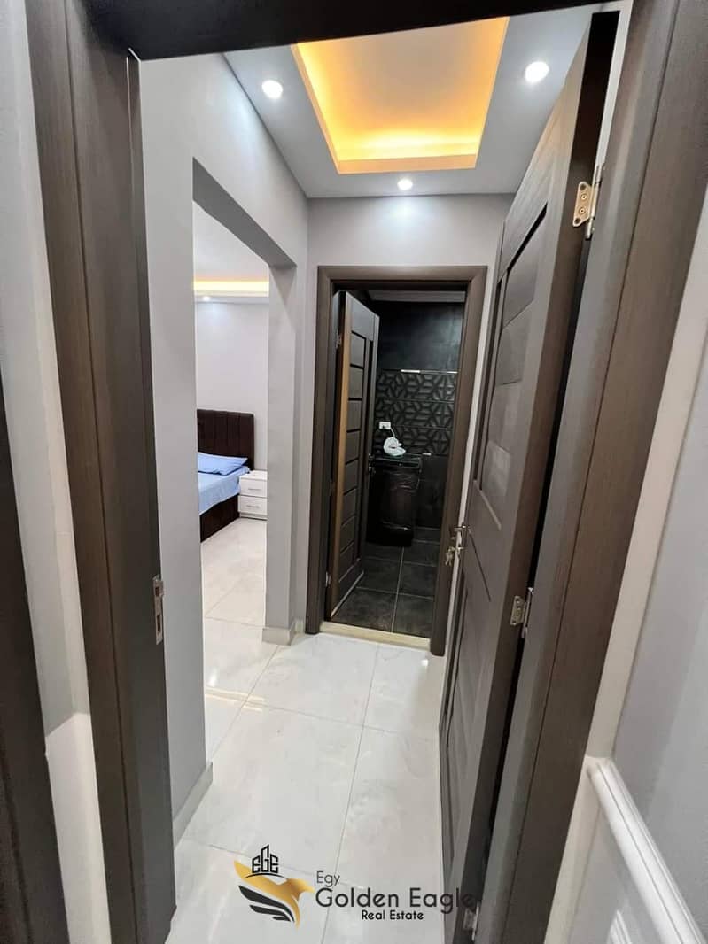 15 779e8af3-7d09-4358-9c73-c4c8192a0657. jpeg