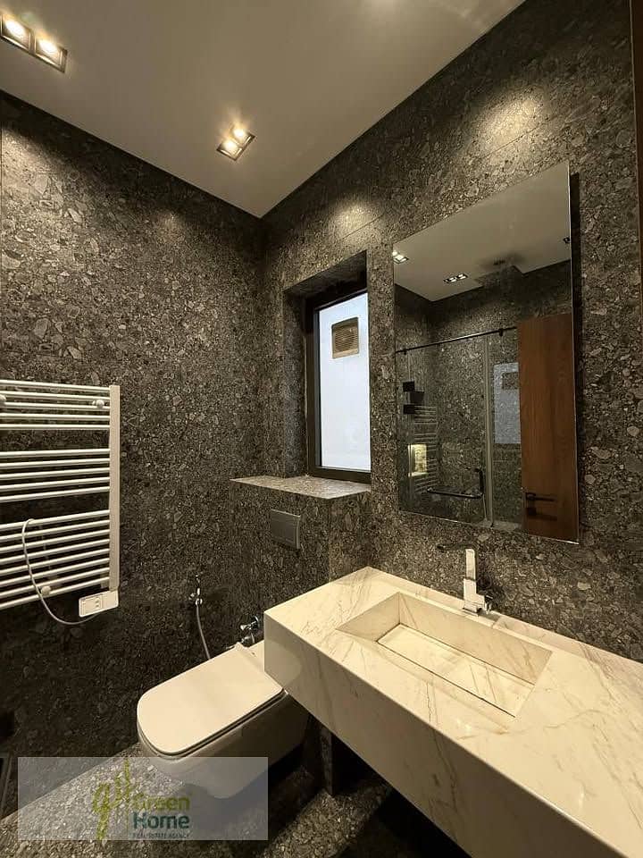 8 615549061_122178664610762653_528404495931793603_n. jpg