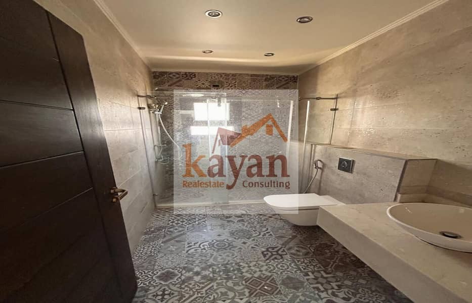 9 772d5f0e-1a0d-4c41-997a-9fb01e9d5657. jpg