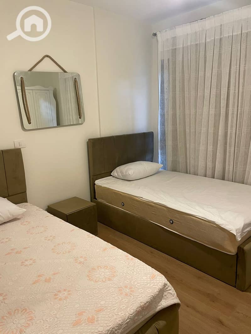 5 bb7503fa-e2b0-43a8-8017-3f7b969079c0. jpeg