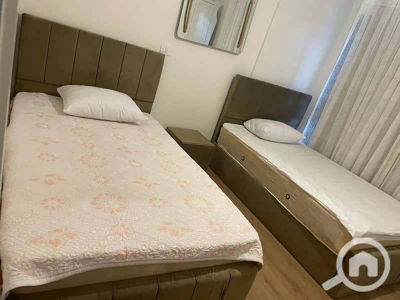 7 fc2ccc39-1192-4493-bfba-622734b5050a. jpeg