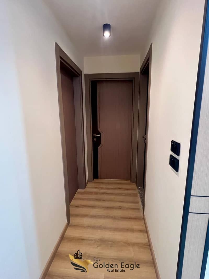 13 e475b3aa-69ef-4862-8817-5338ecb4522e. jpeg