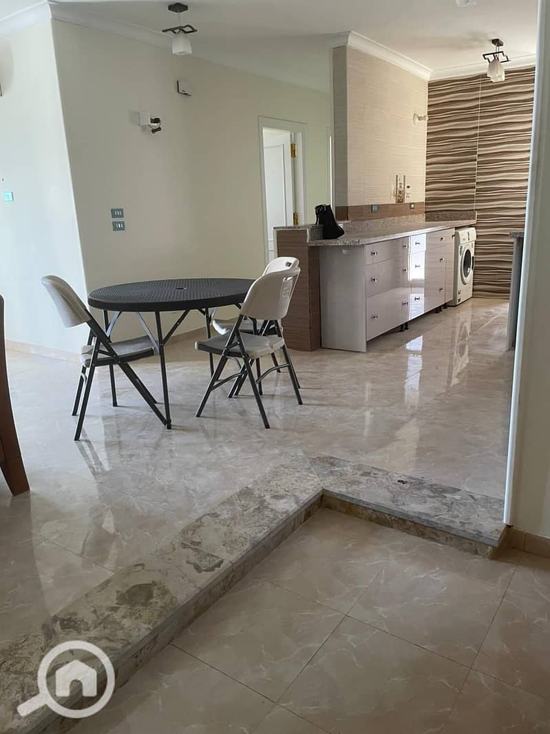 9 b5f6c8e4-21a1-4819-ba5c-1ff930631ccd. jpg