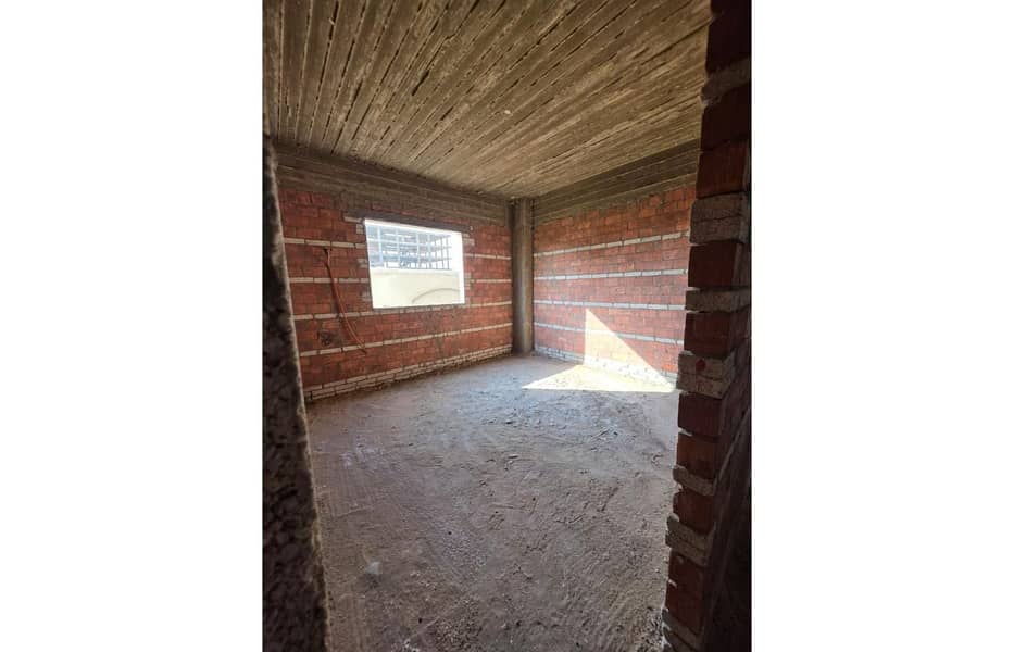 8 62f8aadd-4e77-4acf-b2cb-1bebe3ca7a55. jfif. jpg