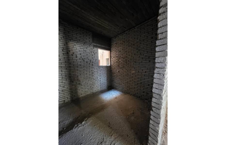 16 ea9bcef4-4c47-43a7-a0e0-f815ff9f07c6. jfif. jpg