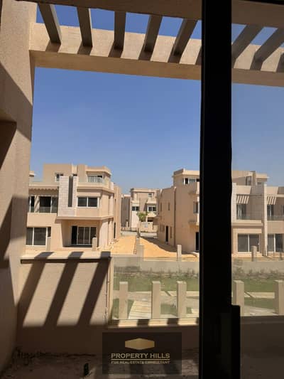 3 Bedroom Townhouse for Sale in 6th of October, Giza - d9a4432e-3bc6-498e-9fb5-747f6cb2488f. jpg
