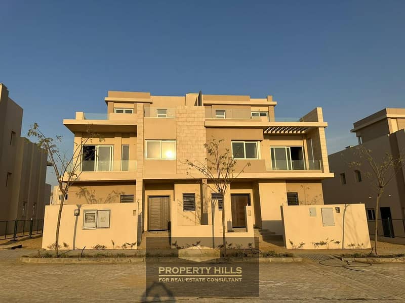 2 1dd602f1-fa6d-4395-a482-3e457c13fbed. jpg