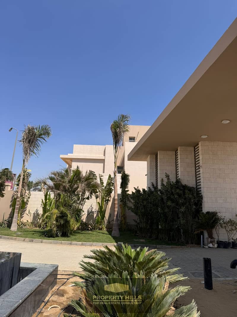 10 87b82217-cf22-4783-8832-46432b0c8d6c. jpg