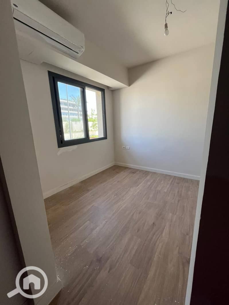 5 WhatsApp Image 2026-01-07 at 14.57. 32 (1). jpeg