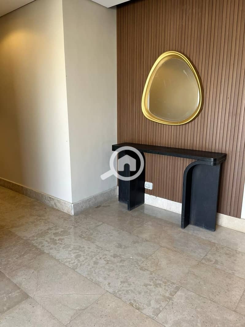 12 WhatsApp Image 2026-01-07 at 14.57. 38 (1). jpeg