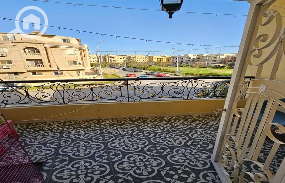 5 WhatsApp-Image-2025-04-28-at-12.10. 28-PM. jpg