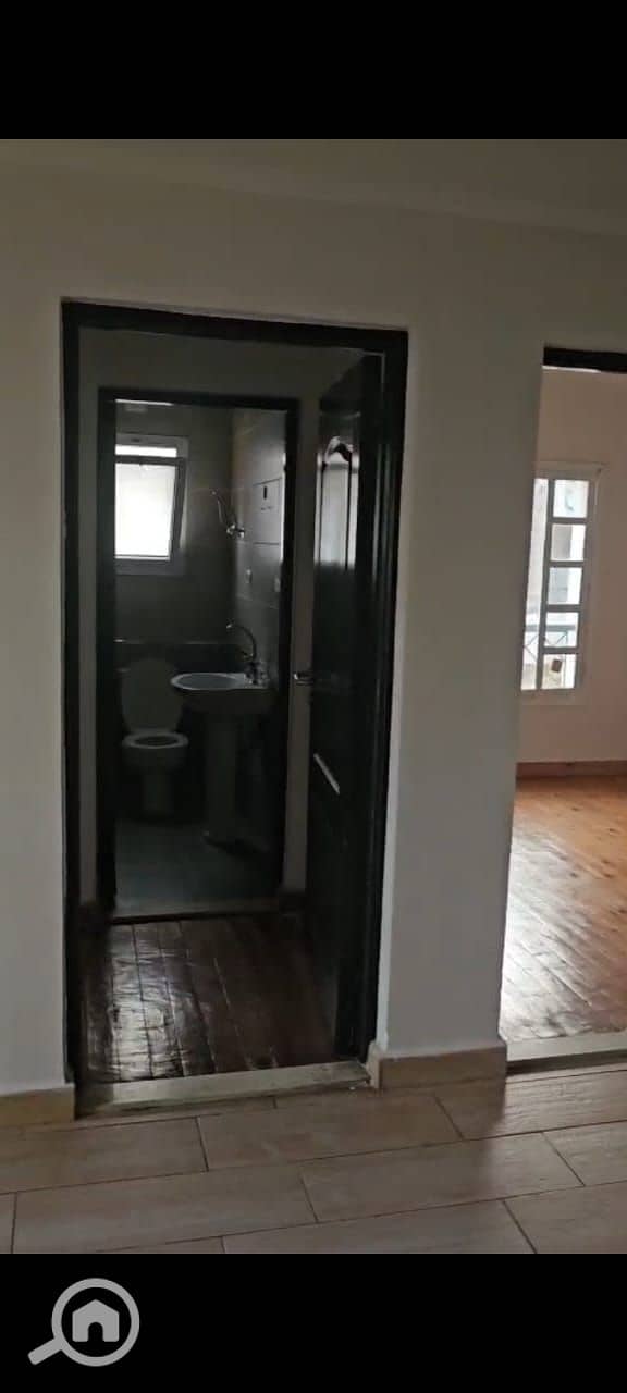 3 f7f6bba6-1561-499b-a1c3-10bd8242f987. jpeg