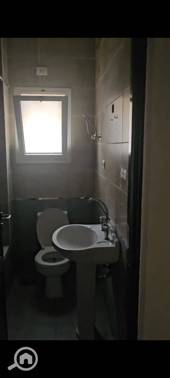 11 a2da6d72-2b45-4b05-a70e-88d825f44bb9. jpeg