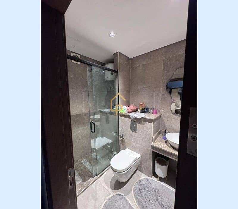 6 WhatsApp Image 2026-01-15 at 5.18. 13 PM (1). jpg