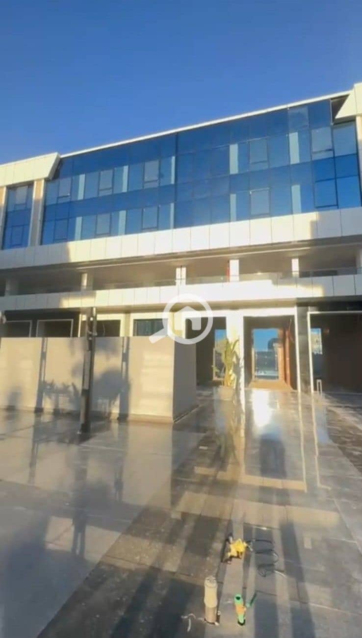 9 WhatsApp Image 2026-01-06 at 16.11. 32. jpeg