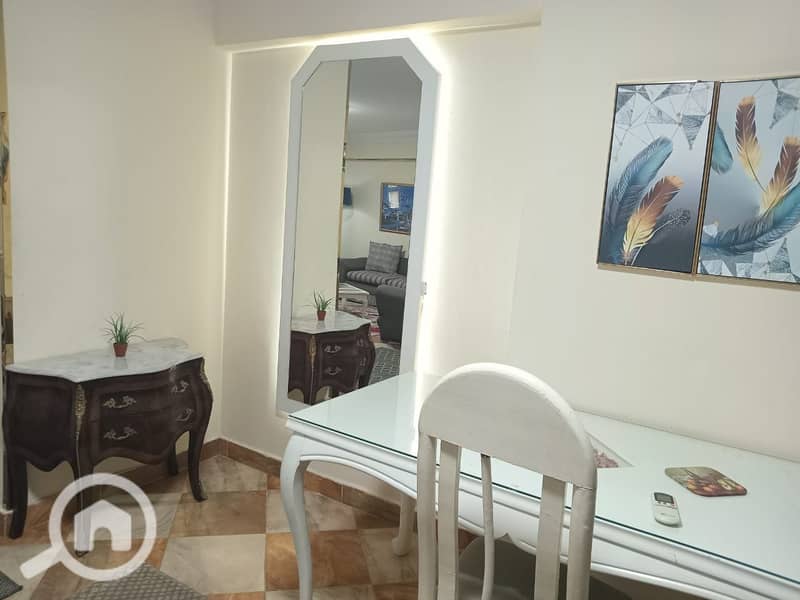 4 8ad92193-5c65-4259-8c12-1a353018bc9a. jpg